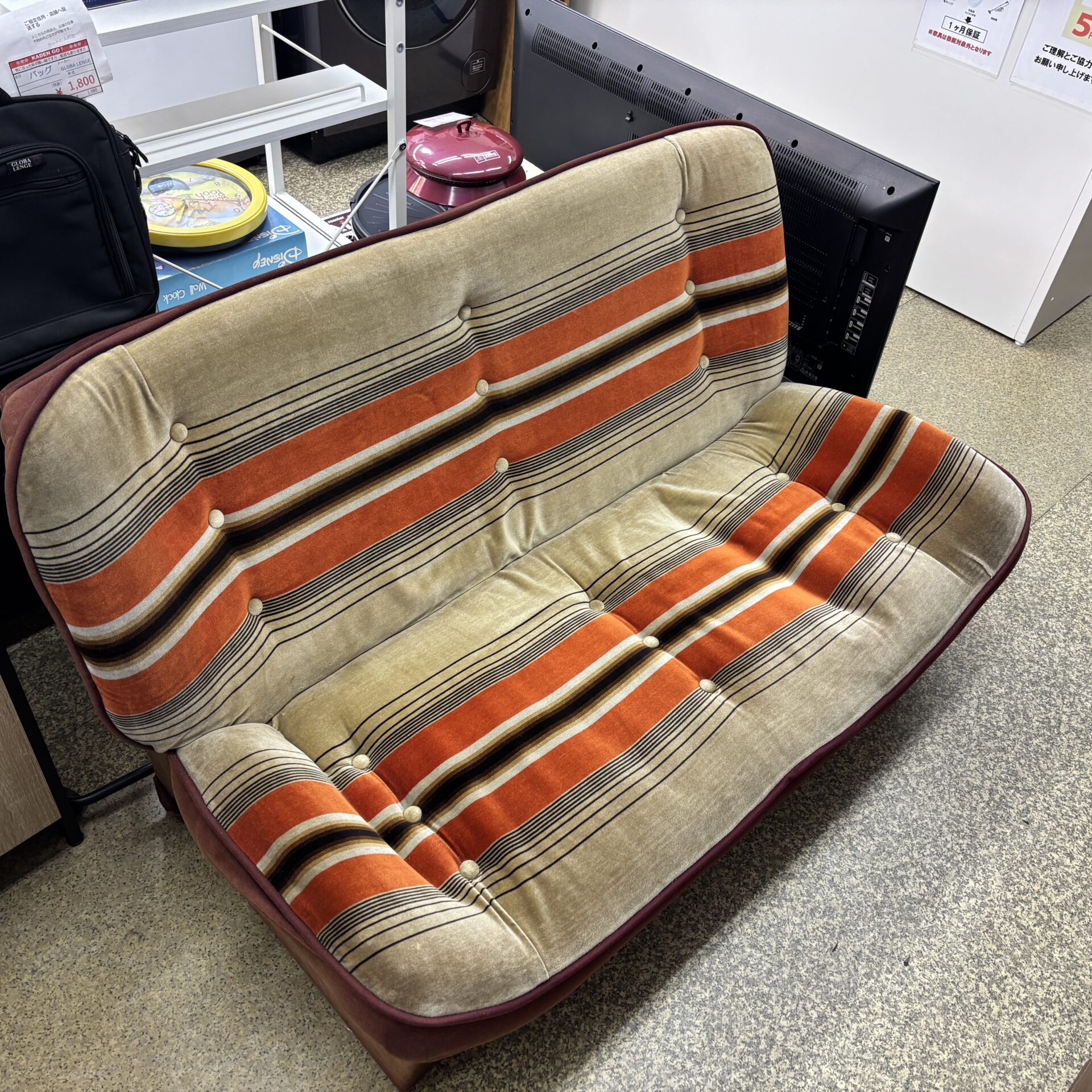 80年代ヴィンテージ ストライプ柄の2人掛けソファ - リサイクル